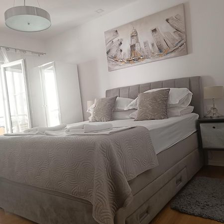 באסקה וודה Apartment Golden Sunrise - 4 Ul.Petra Svacica11 מראה חיצוני תמונה