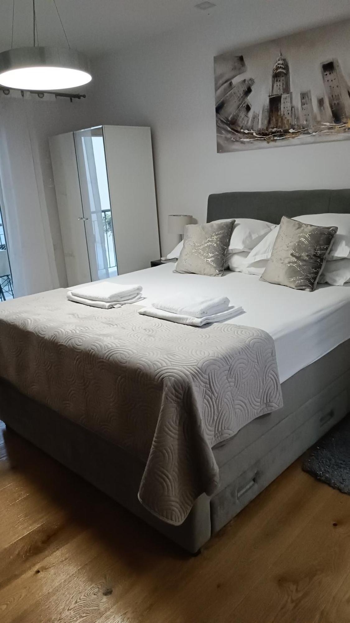 באסקה וודה Apartment Golden Sunrise - 4 Ul.Petra Svacica11 מראה חיצוני תמונה
