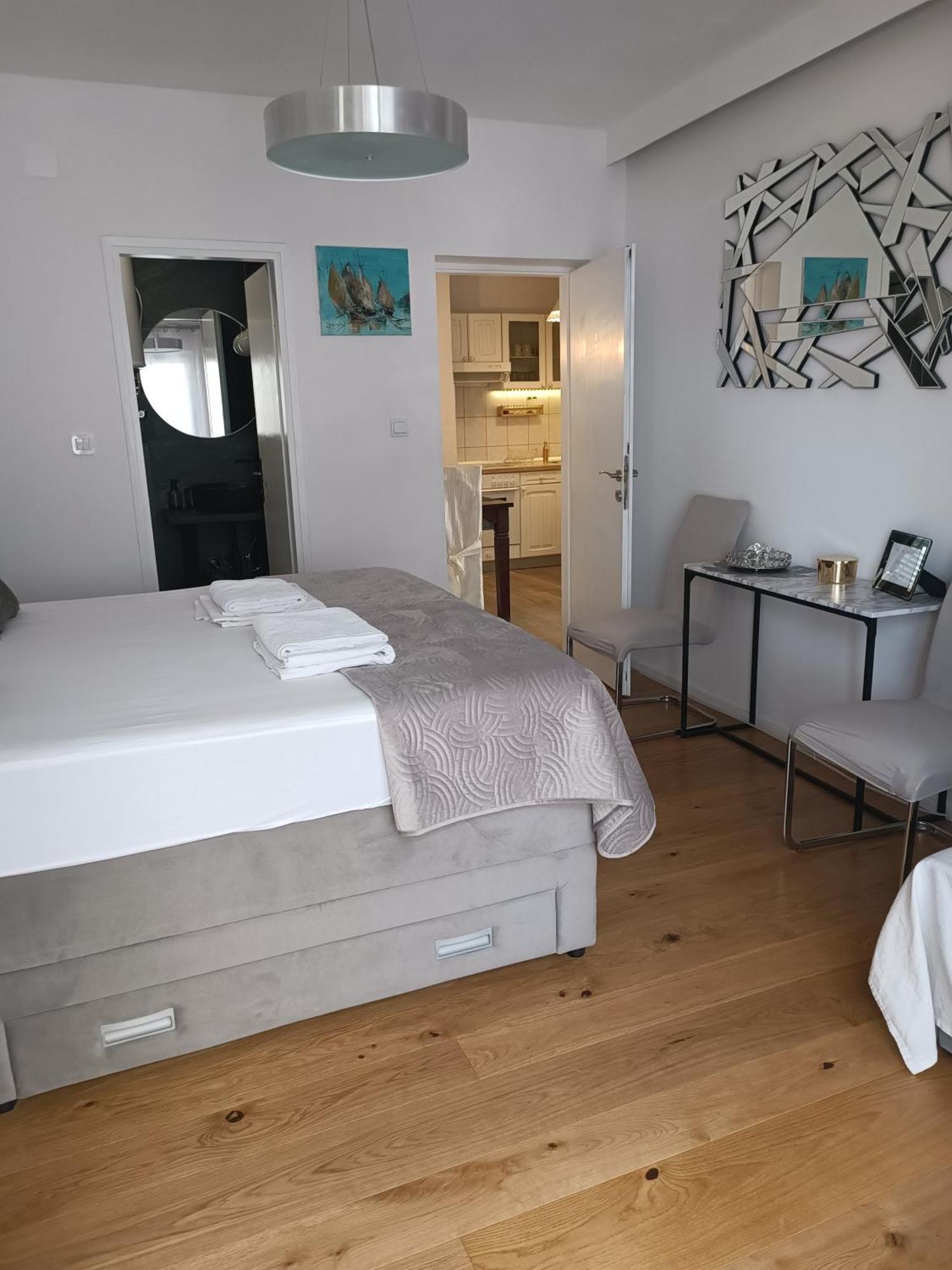 באסקה וודה Apartment Golden Sunrise - 4 Ul.Petra Svacica11 מראה חיצוני תמונה