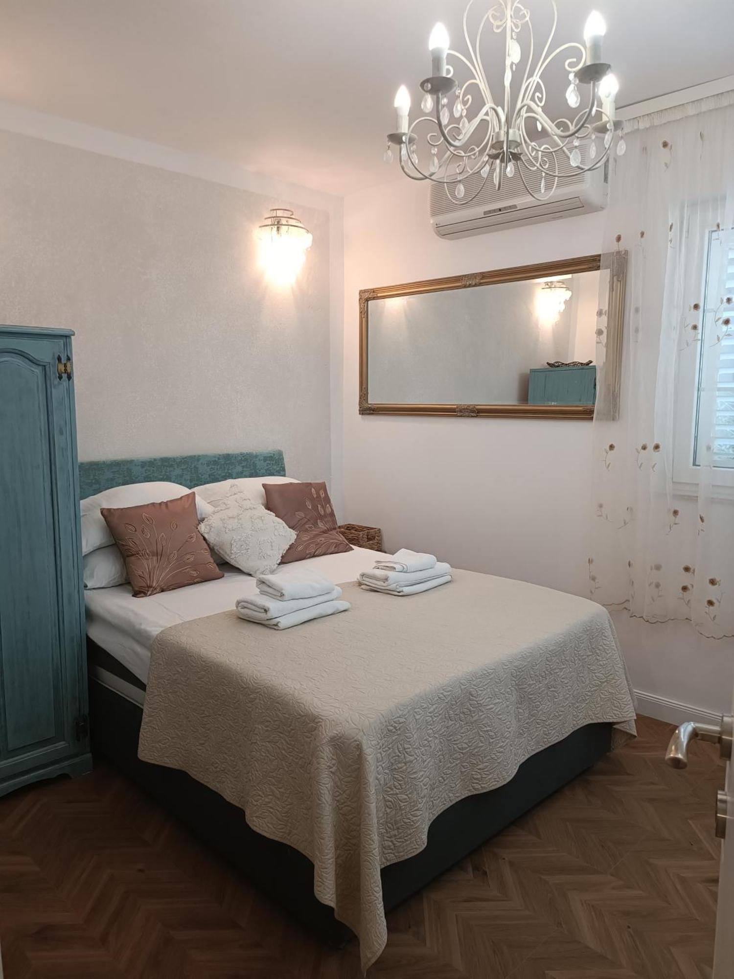 באסקה וודה Apartment Golden Sunrise - 4 Ul.Petra Svacica11 מראה חיצוני תמונה